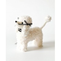 WHITE POODLE HANGING 